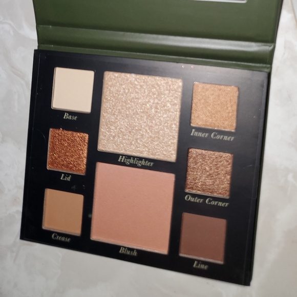 2 LAURA GELLER Full Face Palettes - Picture 3 of 10
